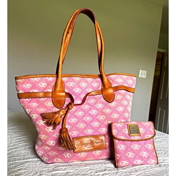 Dooney & Bourke Handbags - Dooney & Bourke Y2k Preppy Pink purse w/Tassel & matching wallet